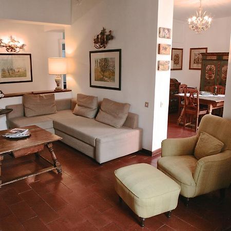 Domus Antonella A Trastevere Rome Ruang foto