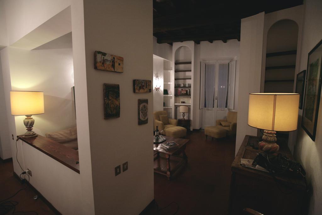 Domus Antonella A Trastevere Rome Bagian luar foto